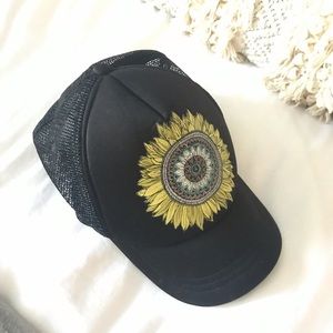 O’Neill sunflower hat